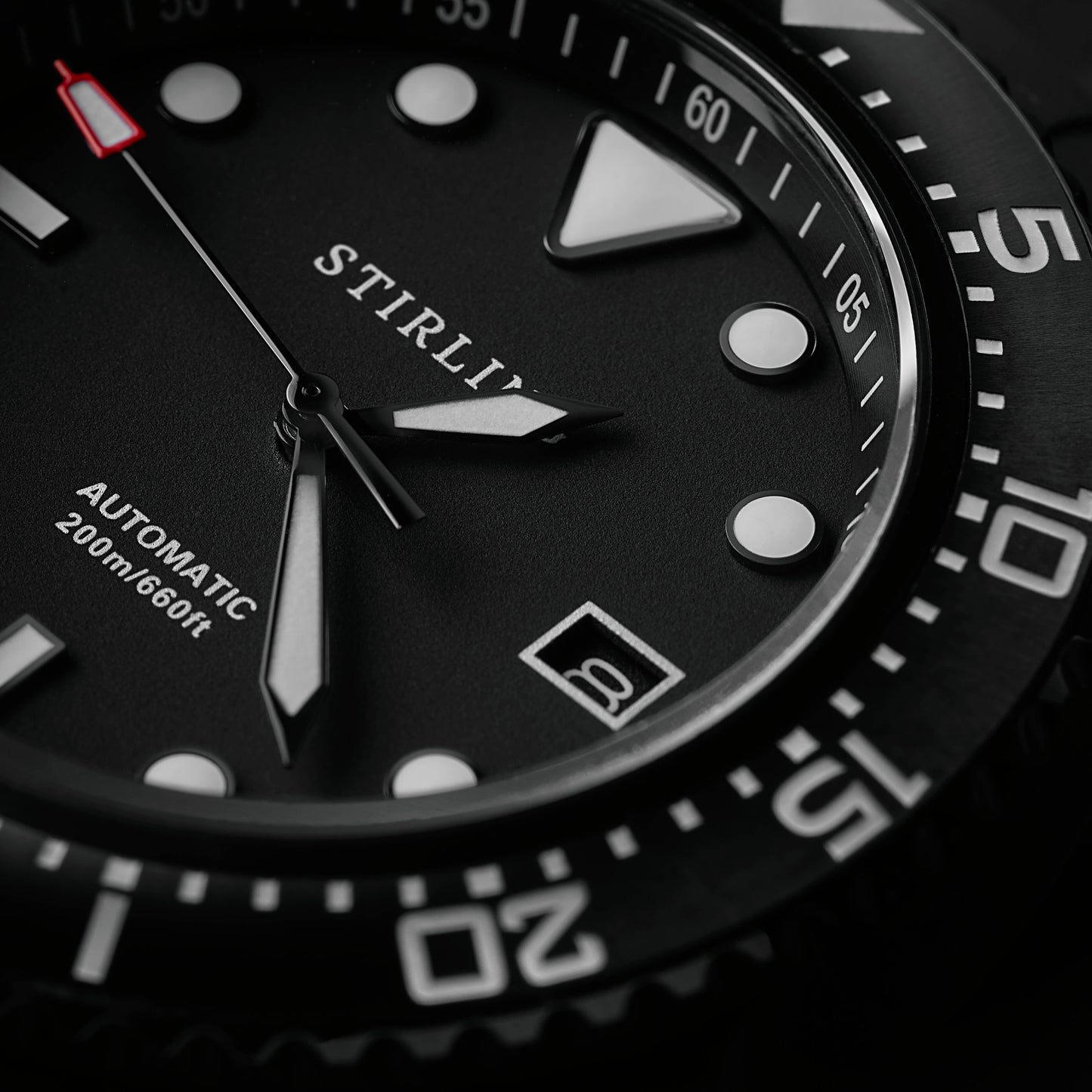 Durrant - Black/White
