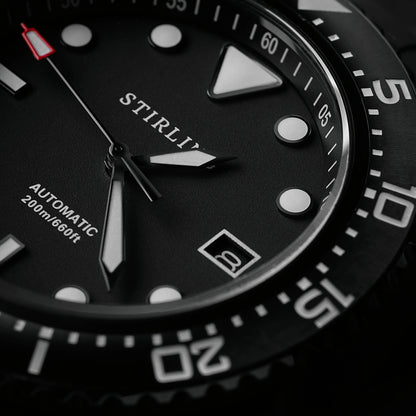 Durrant - Black/White