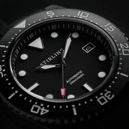 Durrant - Black/White