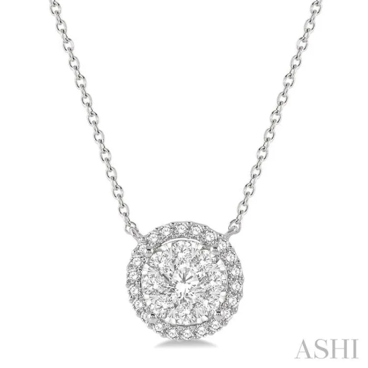 3/4 ctw Circular Round Cut Diamond Lovebright Necklace in 14K White Gold