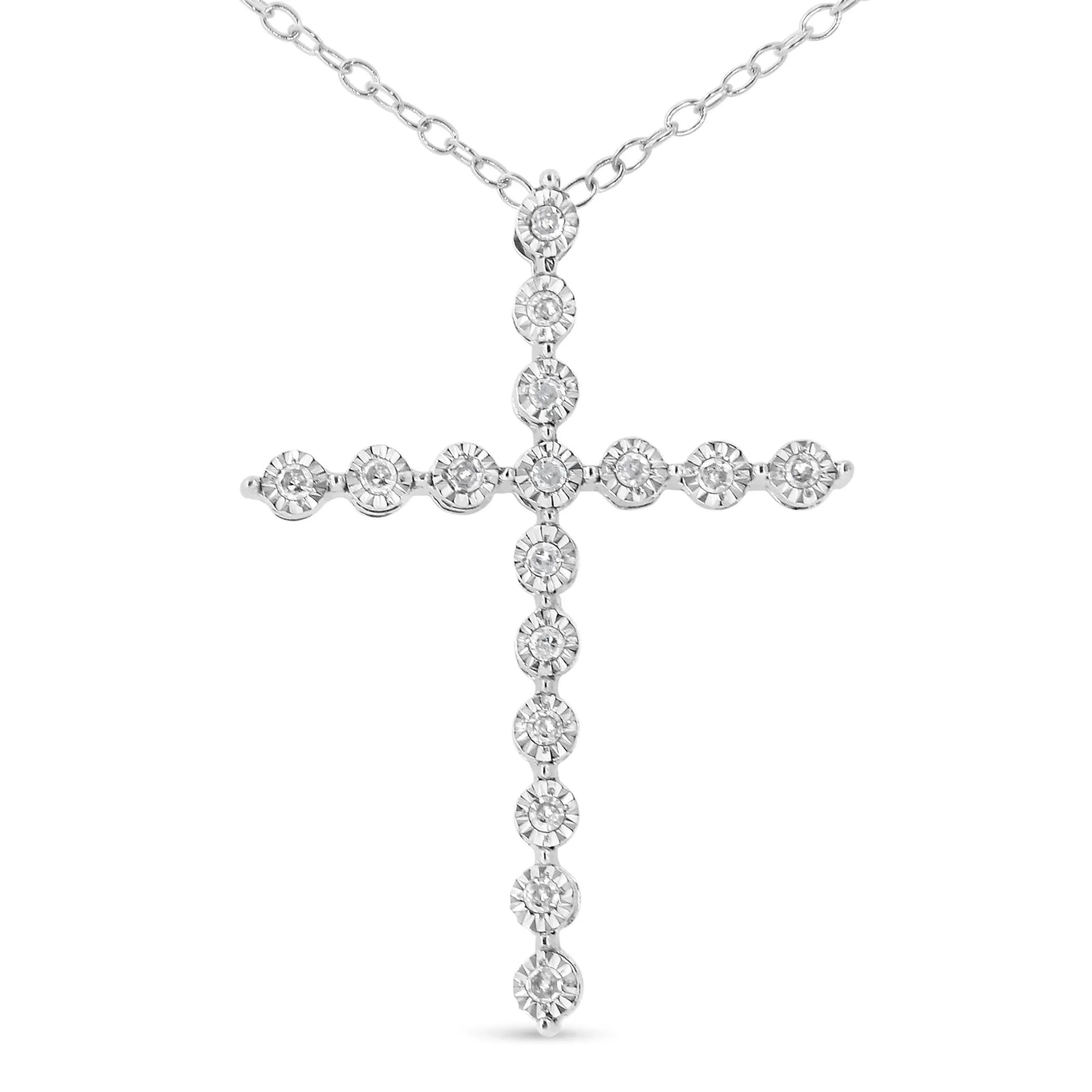 .925 Sterling Silver 1/6 cttw Diamond Cross Pendant Necklace (I-J, I1-I2)