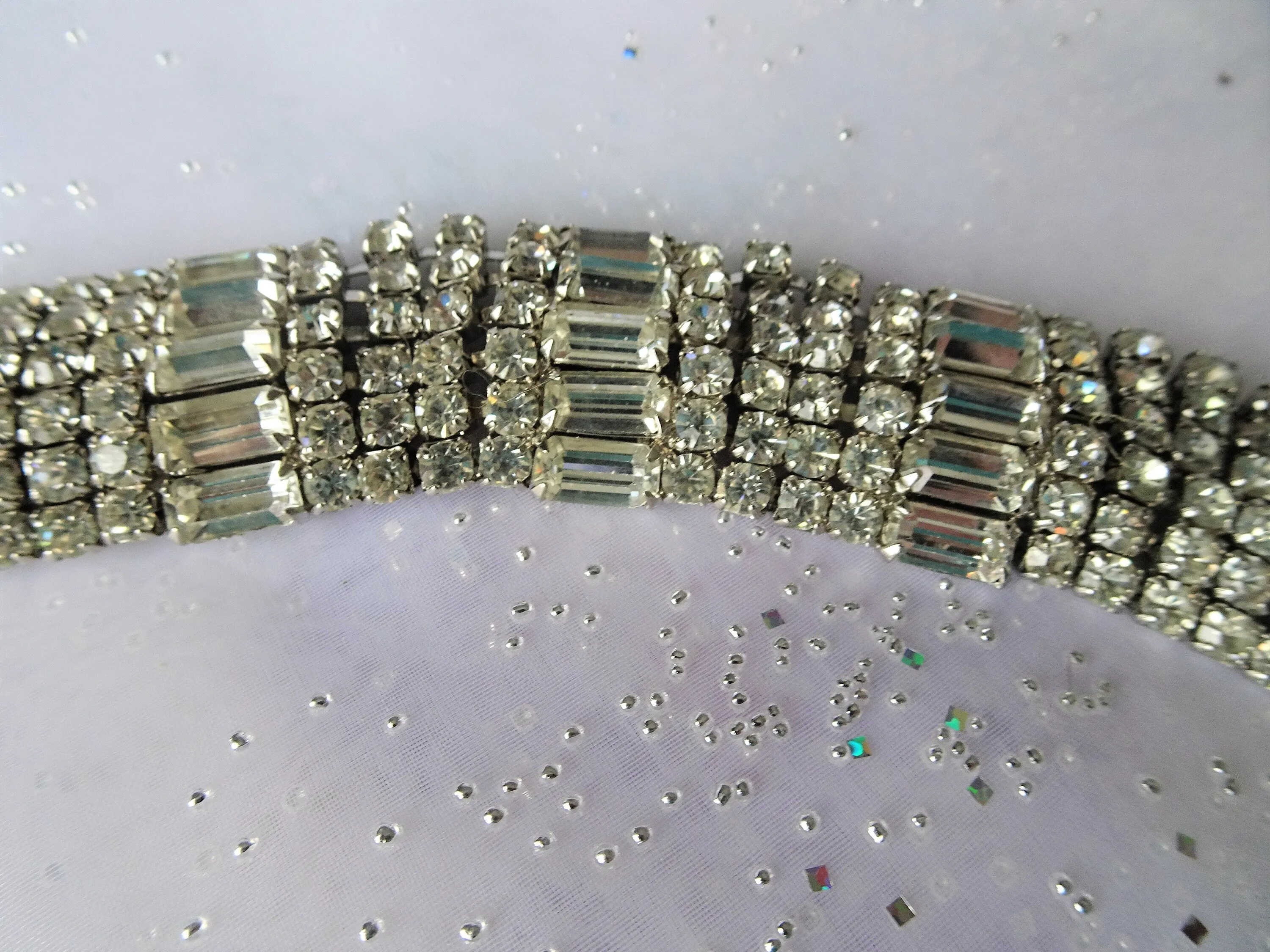 ART DECO Bracelet,Flapper Bracelet,Bridal Bracelet,Roaring 20s,Glittering Glass Rhinestones,Wedding Jewelry,Collectible Vintage Jewelry