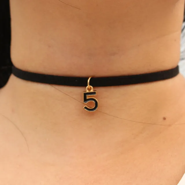 Choker Necklaces Women Black Velvet Suede Leather Chain Short Collares Fashion Jewelry Crown Peace Gothic 90's Bijoux Steampunk