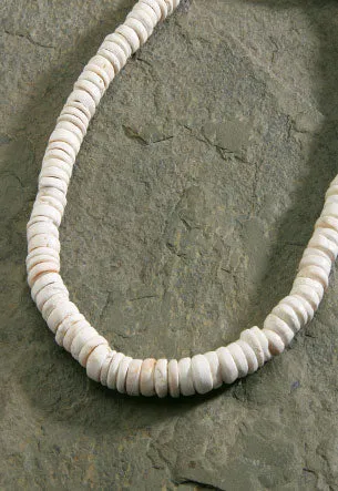 MAUNA KAI Shell Necklace Large White Puka - ASSORTED