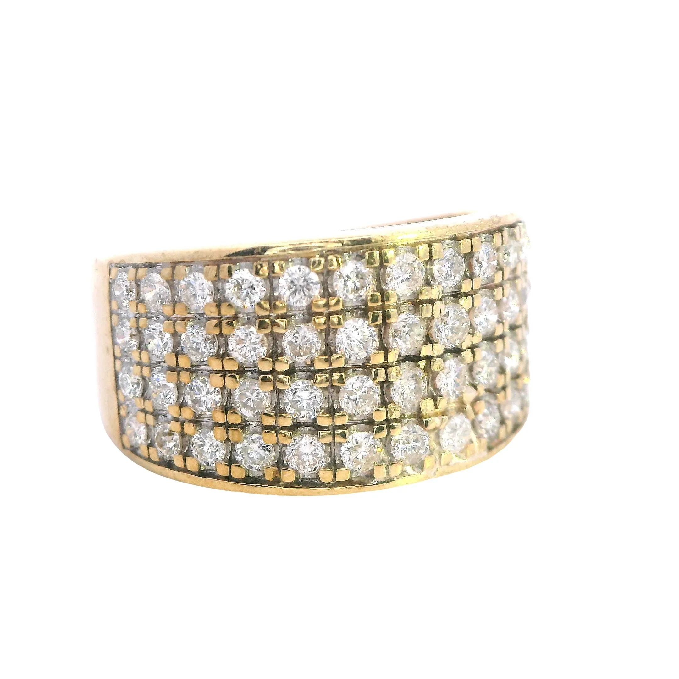 Radiant Heirloom: 52-Diamond Cast Yellow Gold Ring - Timeless Elegance