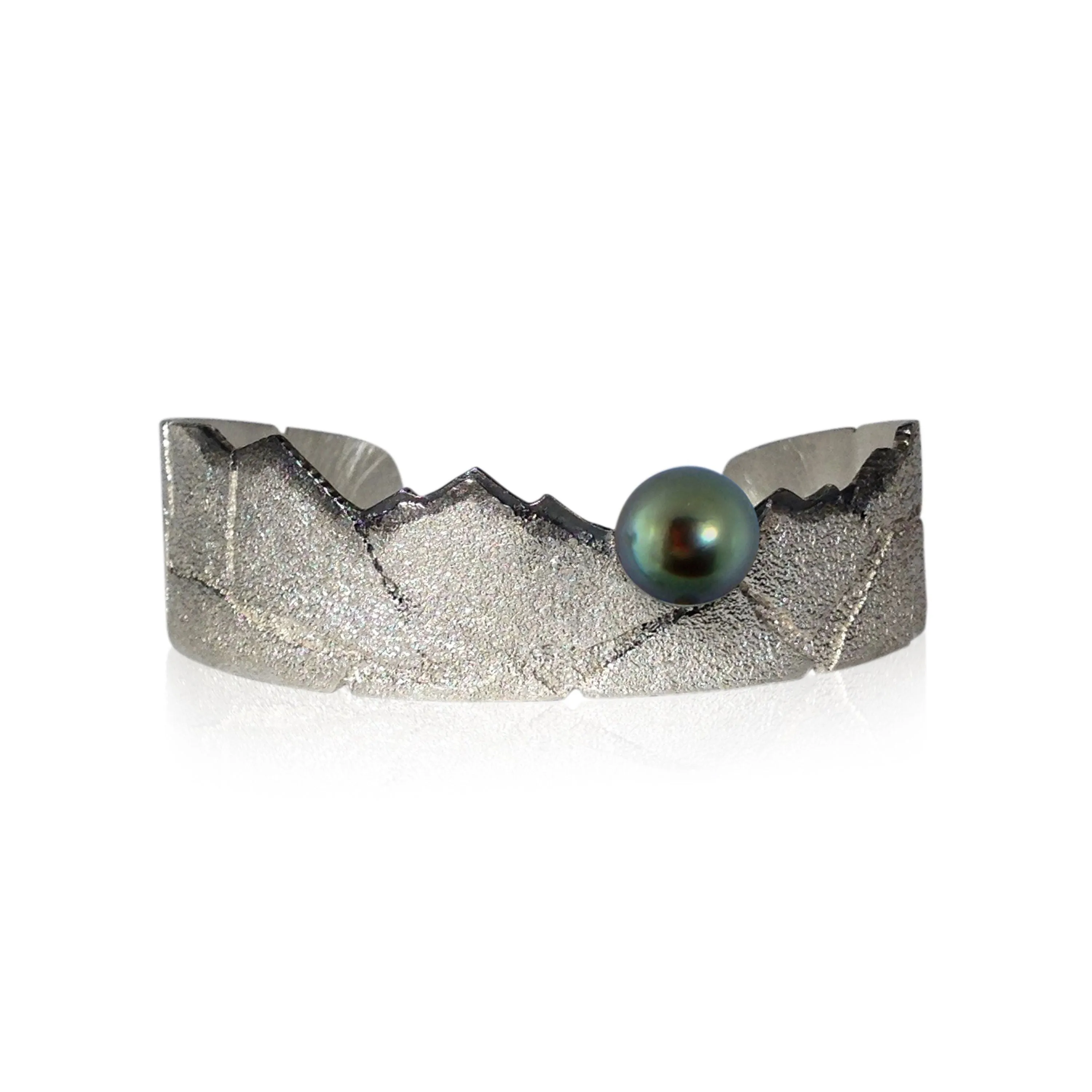 Sierra Cuff with Tahitian Pearl