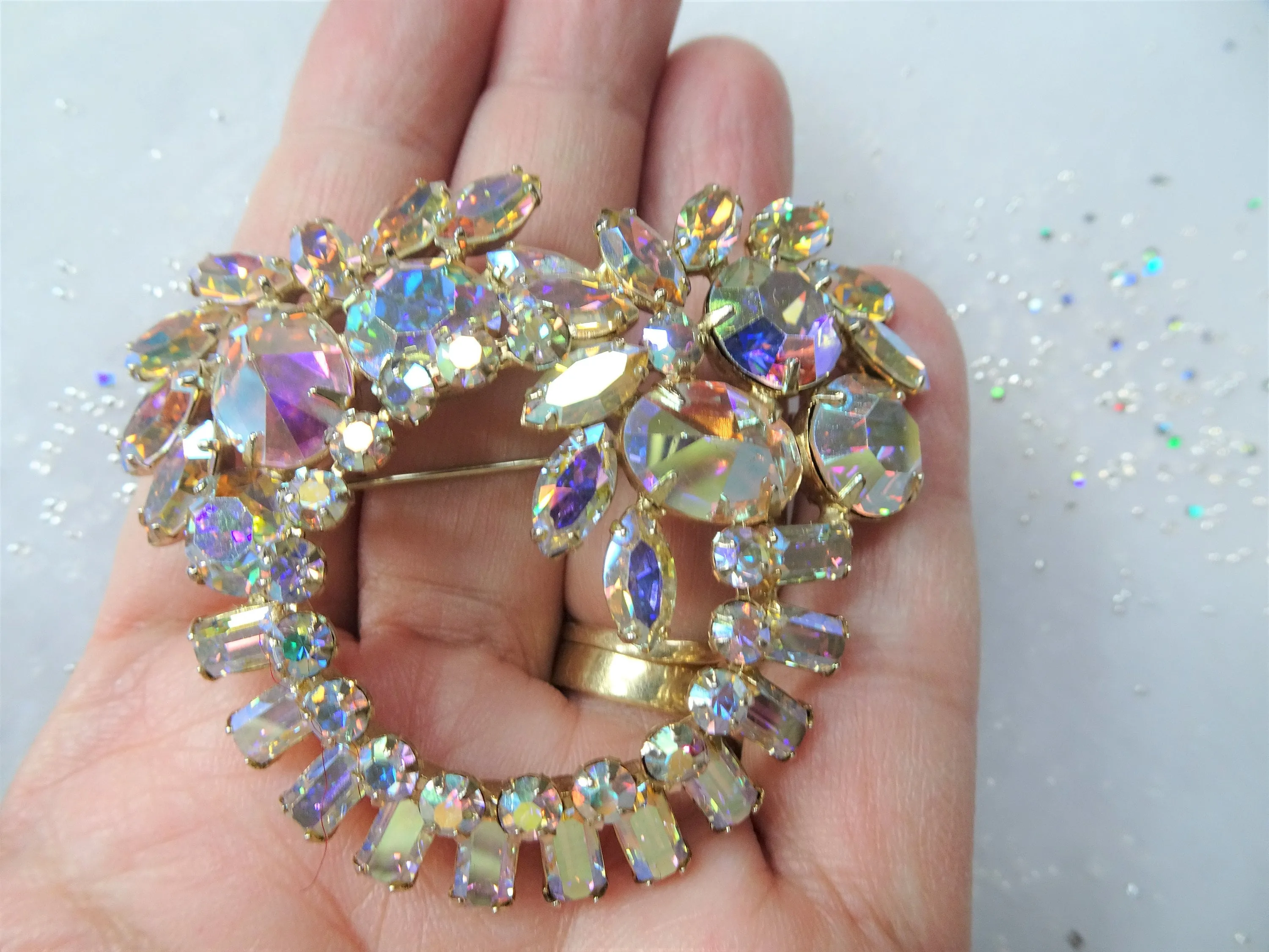 SPECTACULAR Large Art Glass Vintage Brooch, AB Rhinestones Pin,Mixture of Sparkling Cut Stones,Vintage Statement Brooch,Collectible Jewelry