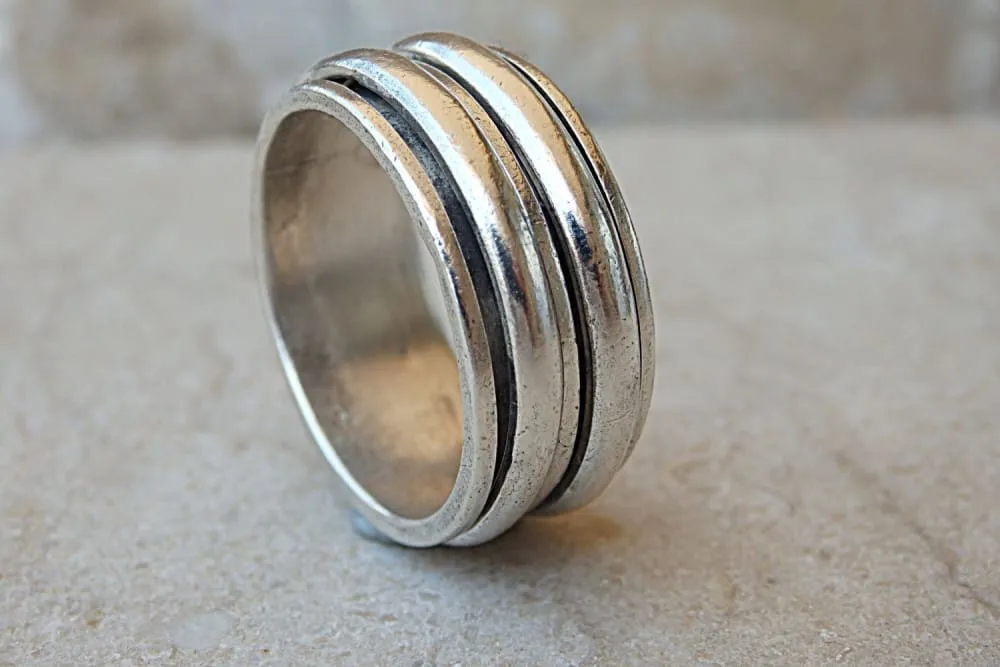 Spinner Ring