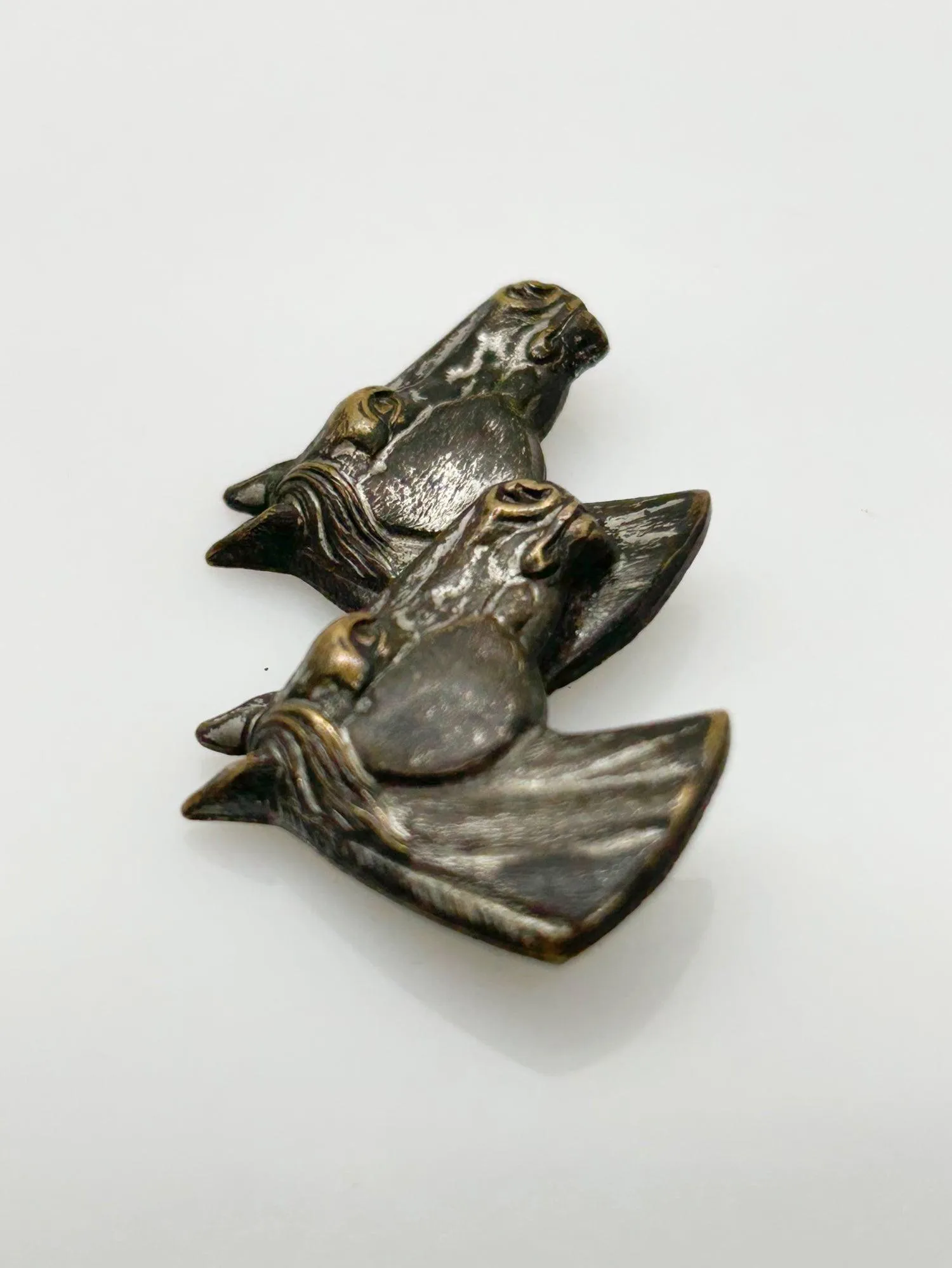 Vintage Brooch with Two Horse Profiles